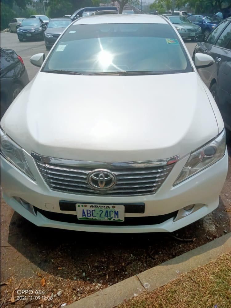 Toyota Camry, white